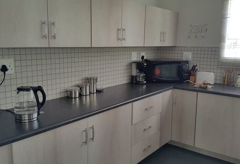 Golden View Luxury Self Catering