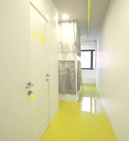 Private Rooms At Hostel63