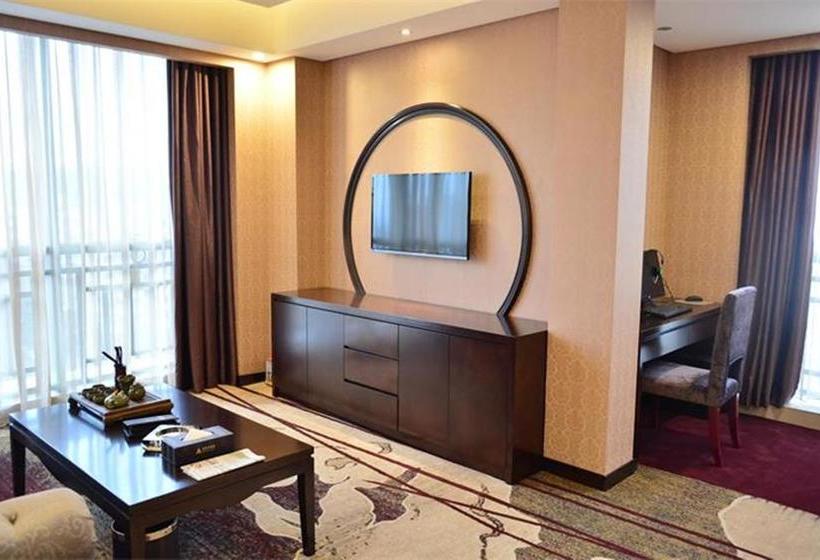 בית מלון כפרי Aimoer