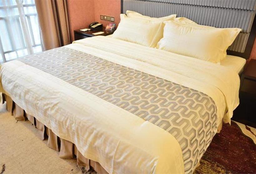 בית מלון כפרי Aimoer