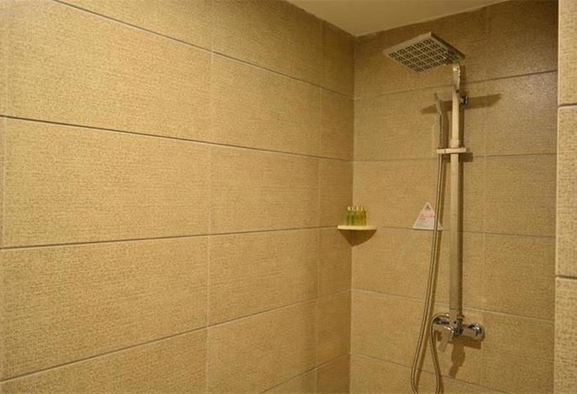 בית מלון כפרי Aimoer