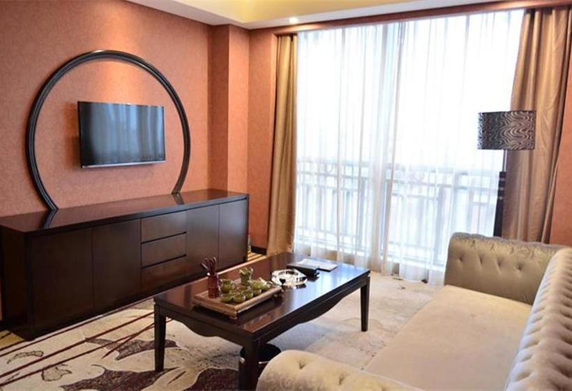 בית מלון כפרי Aimoer