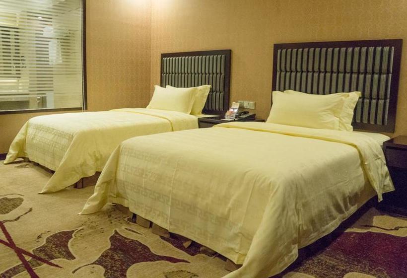 בית מלון כפרי Aimoer