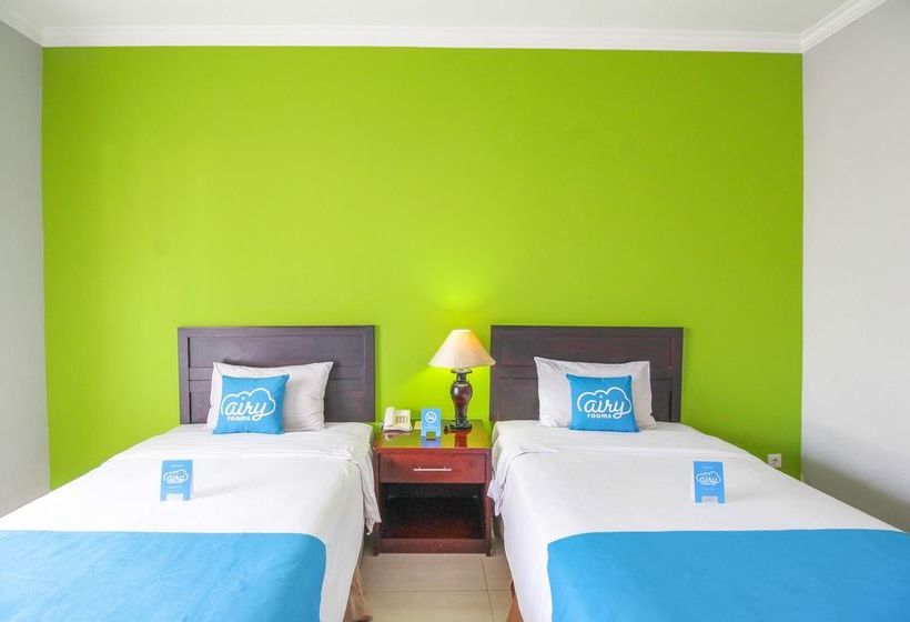 Отель Reddoorz Premium @ Bukit Damai Indah