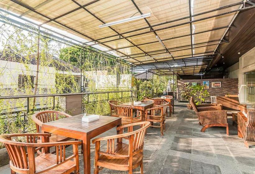 ホテル Airy Kartika Plaza Kuta Centre 8x Bali