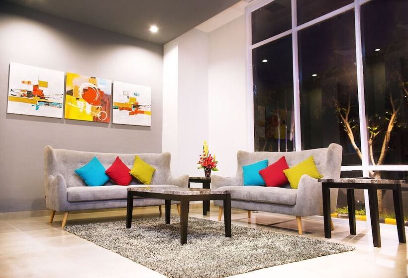 Ayola First Point Hotel Pekanbaru