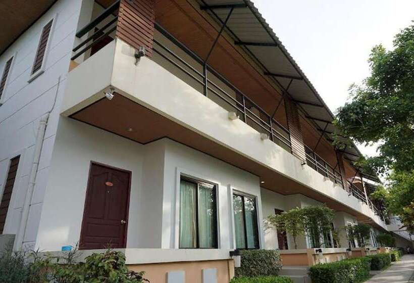 ホテル Baan Nantiya