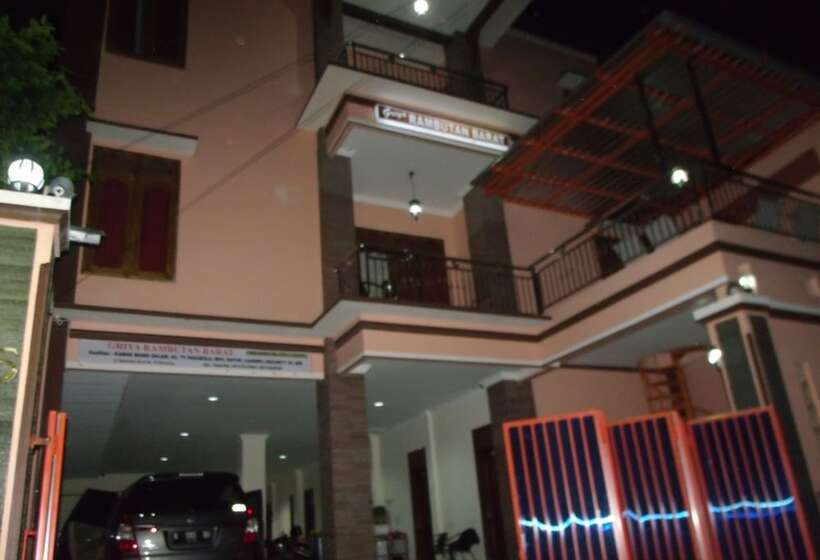 Отель Griya Rambutan Barat