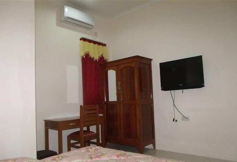 Отель Griya Rambutan Barat