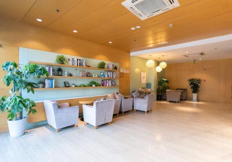 호텔 Hanting Shanghai Luoshan Road Metro Station