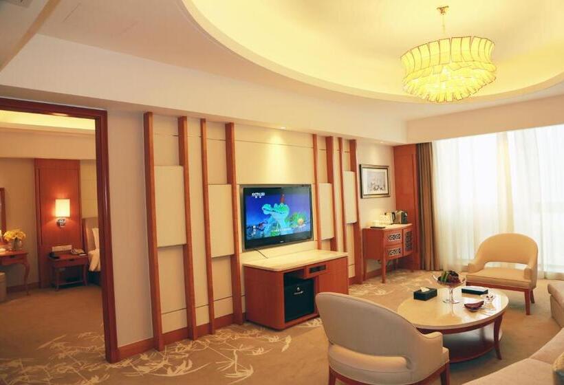 ホテル Huaguoshan