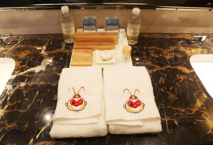 ホテル Huaguoshan