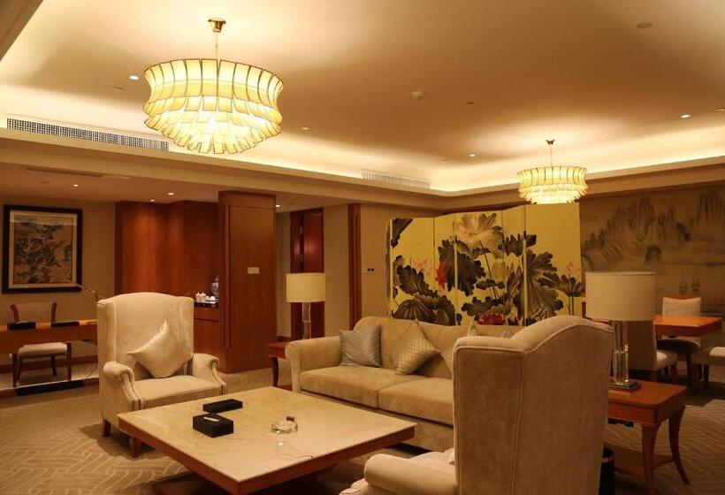 ホテル Huaguoshan