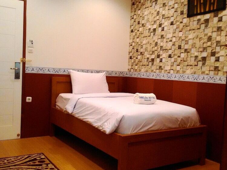 Imelda Hotel   Waterpark   Convention