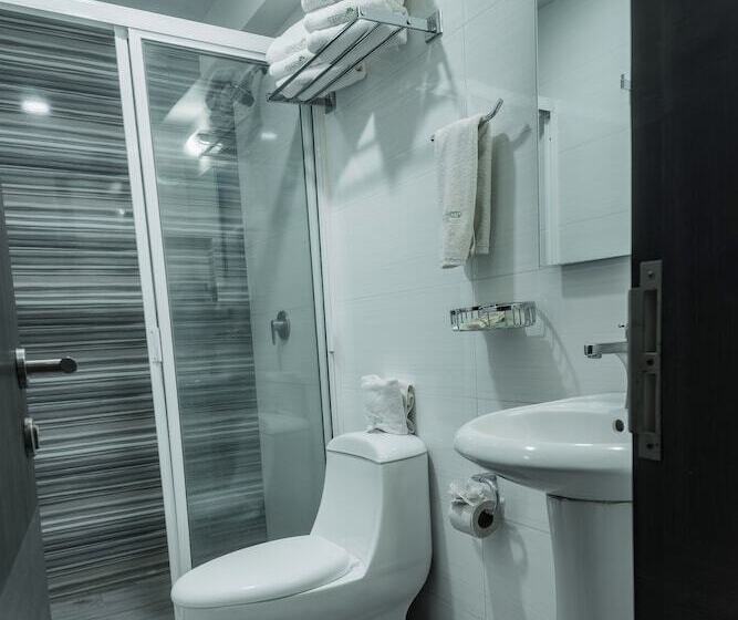 Отель Lemon Green Zona Expo Frente Al Centro De Convenciones