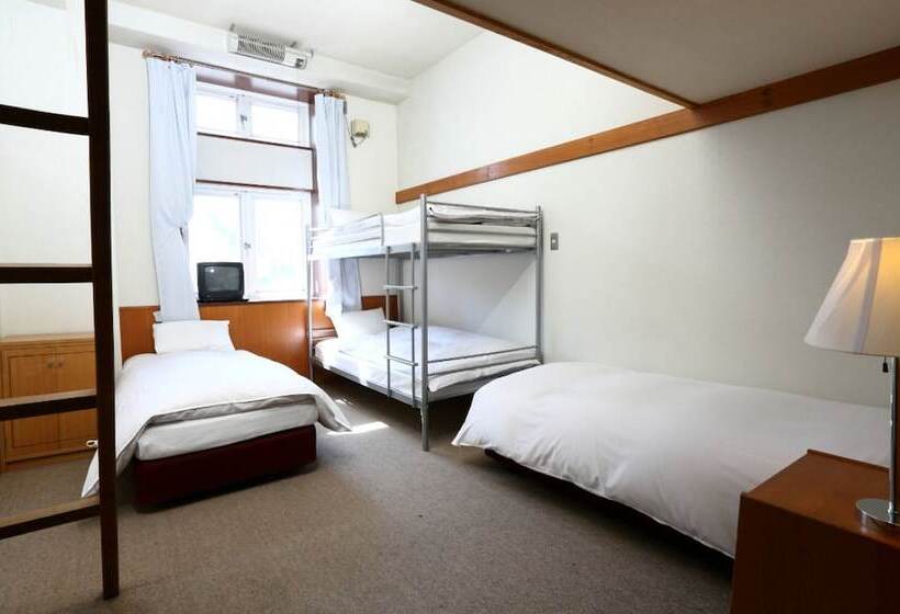 בית מלון כפרי Madarao