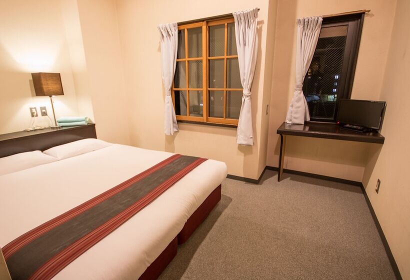 בית מלון כפרי Madarao