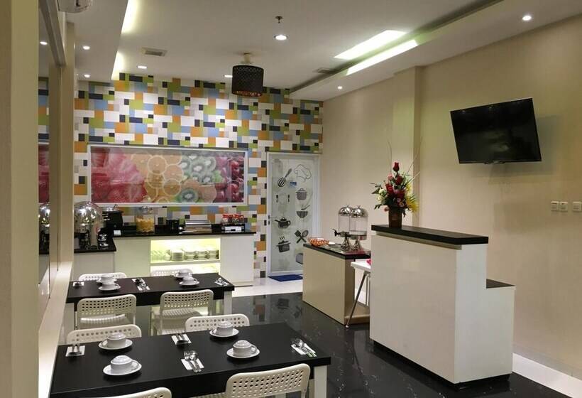 Отель Msquare Palembang