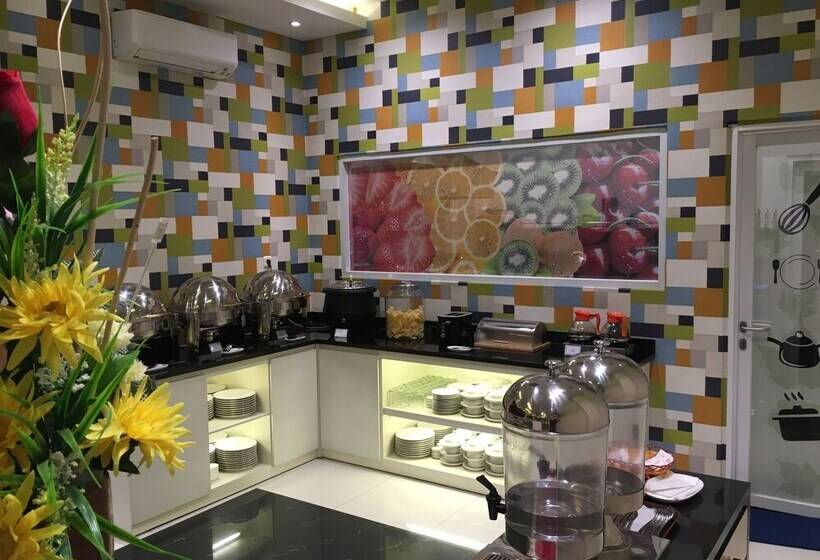 Отель Msquare Palembang