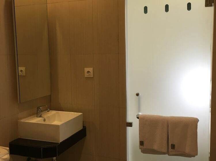 Отель Msquare Palembang