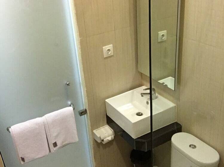 Отель Msquare Palembang