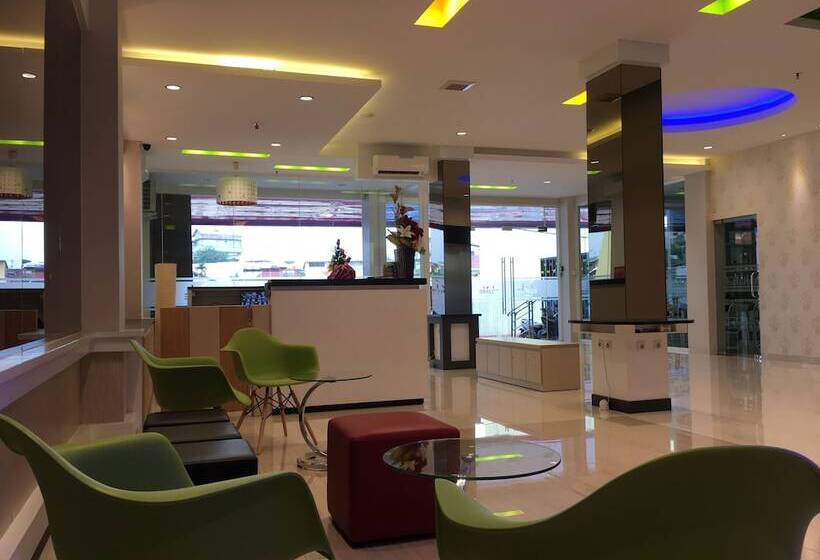 Отель Msquare Palembang