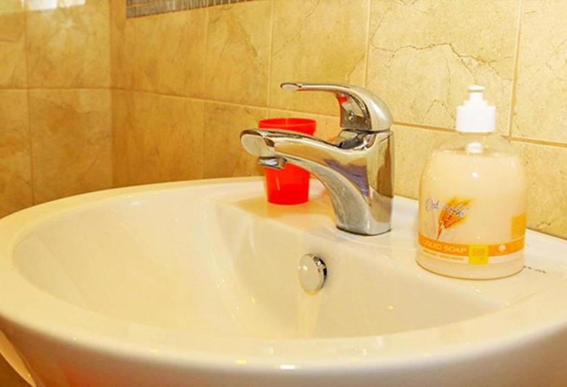 ホテル Nevsky 109