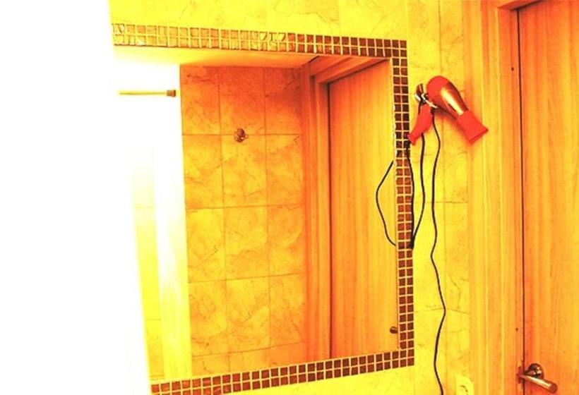 ホテル Nevsky 109