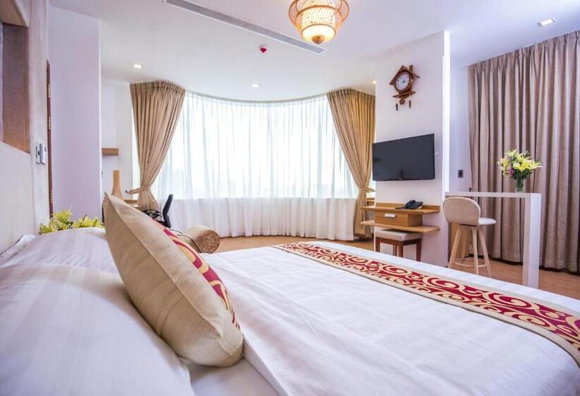 Orussey One Hotel & Apartment