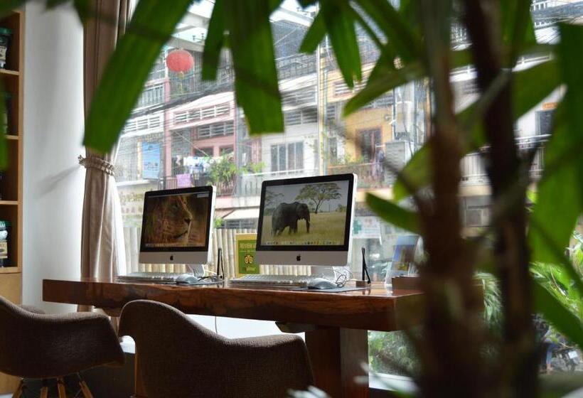 Orussey One Hotel & Apartment