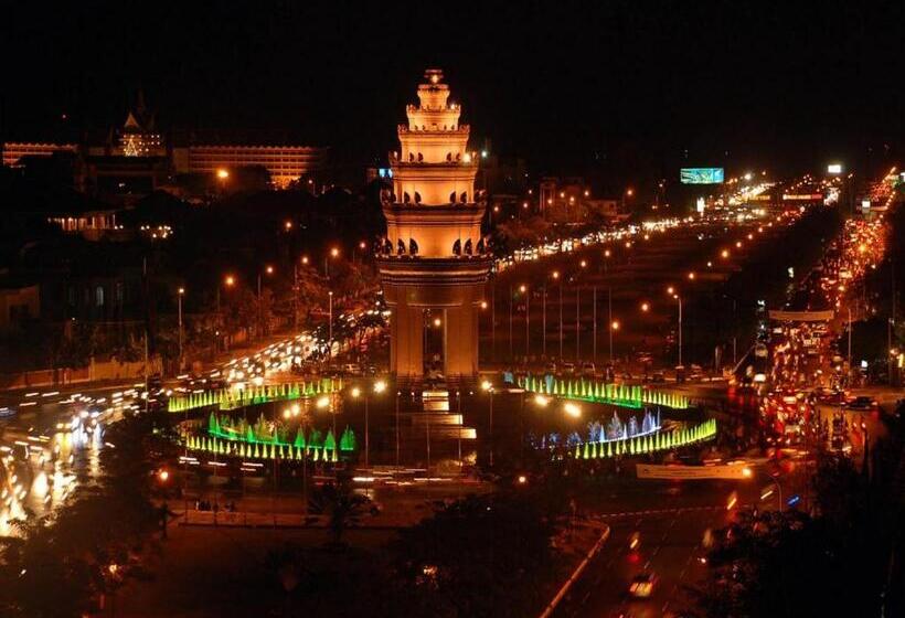 Orussey One Hotel & Apartment