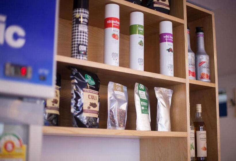 Orussey One Hotel & Apartment