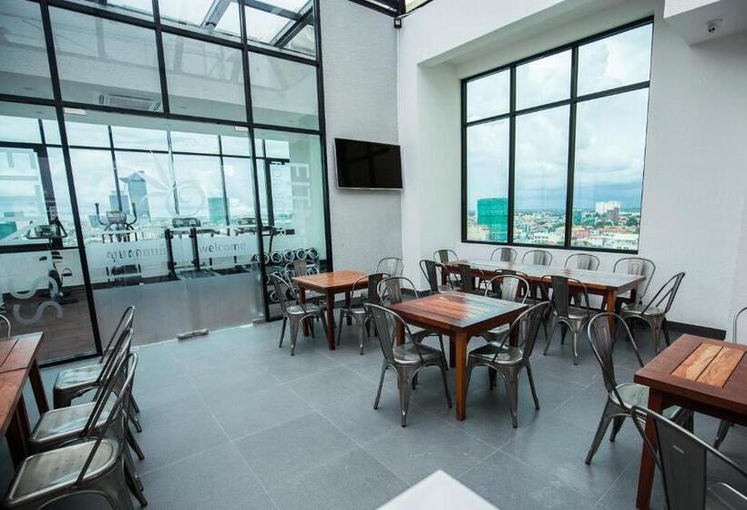 Orussey One Hotel & Apartment