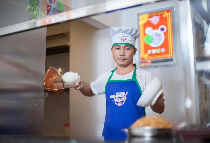 Orussey One Hotel & Apartment