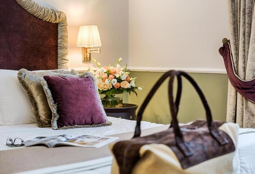 هتل Palazzo Roselli Cecconi