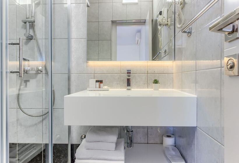 هتل Pansion Martin