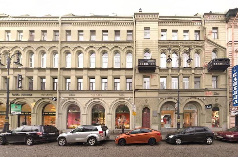 هتل Residence Turgenev