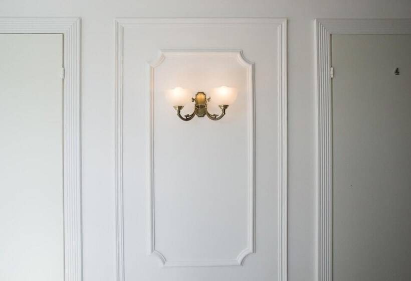 هتل Residence Turgenev