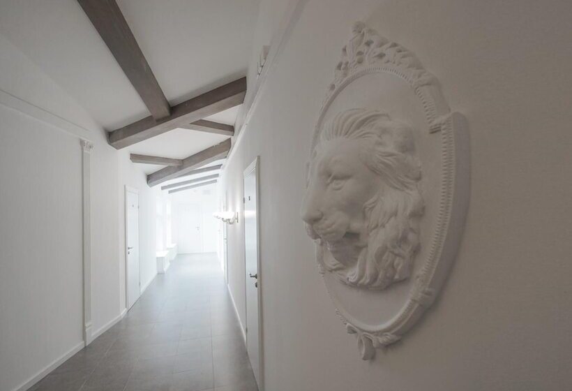 هتل Residence Turgenev