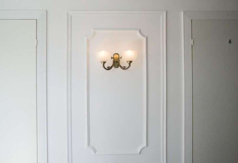 هتل Residence Turgenev