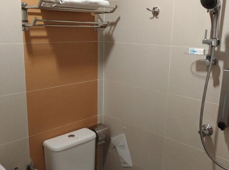 酒店 Strawberry Fields