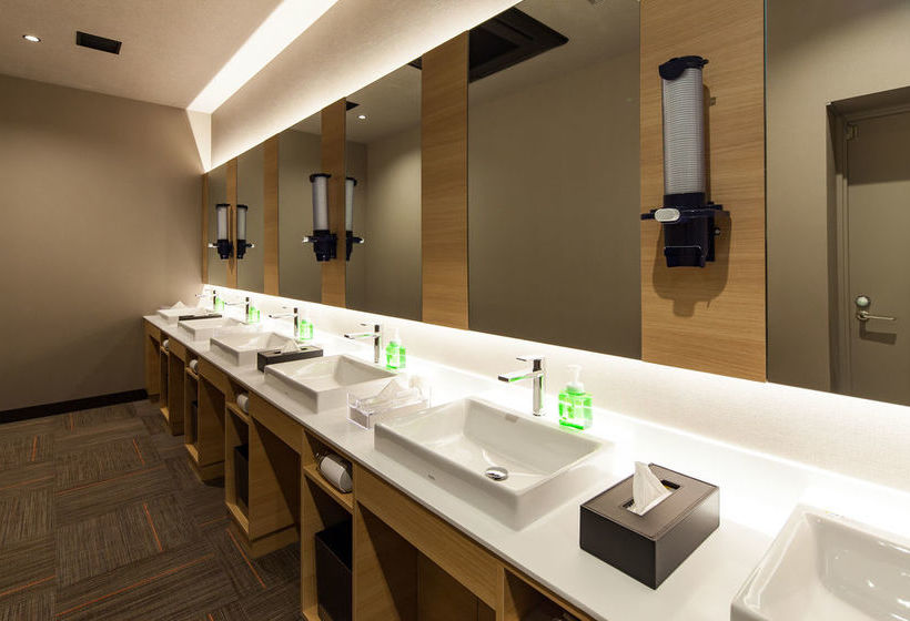 فندق Y's Cabin Yokohama Kannai