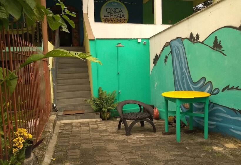 Onça Da Praia Hostel