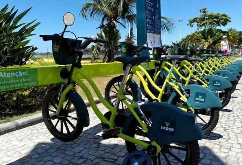 Onça Da Praia Hostel