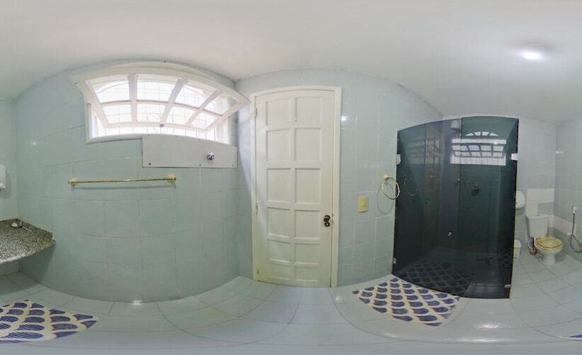 Onça Da Praia Hostel