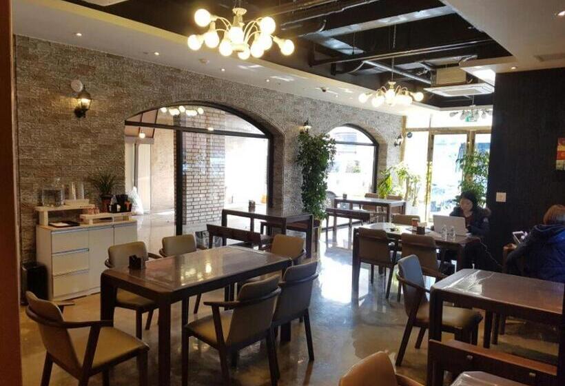 Пансион 24 Guesthouse Suncheon