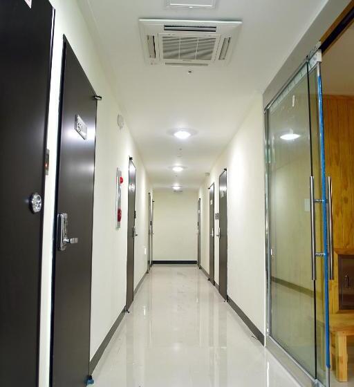 Пансион 24 Guesthouse Suncheon