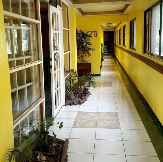 פנסיון Jorivim Apartelle