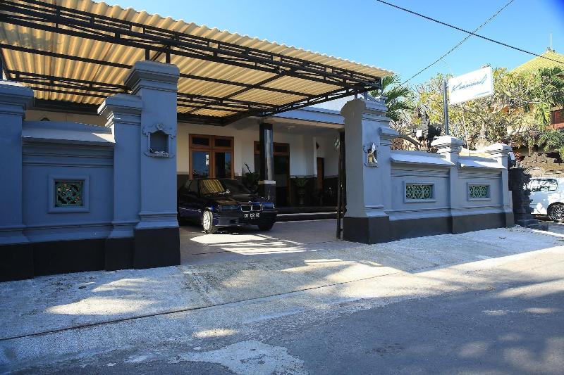 پانسیون Puri Kusuma Guest House