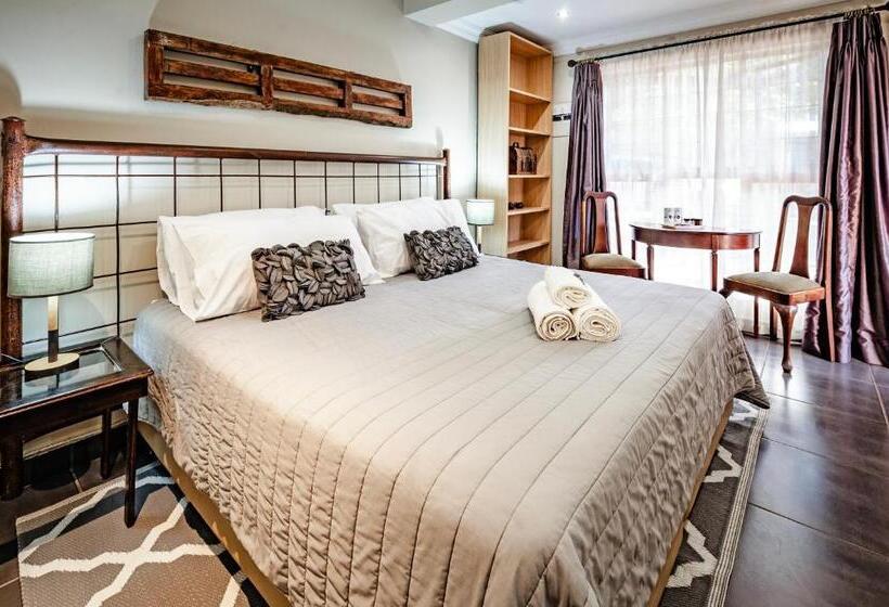 Пансион The Village In Hatfield